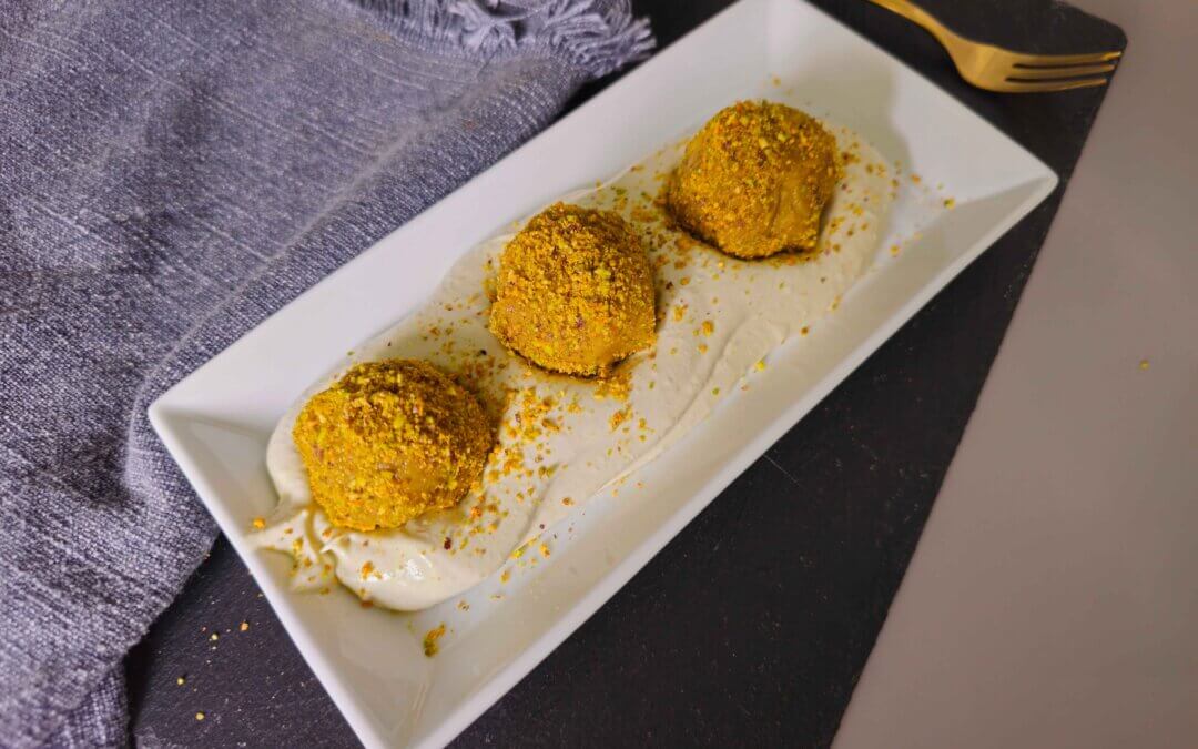 Tiramisu truffles with pistachio
